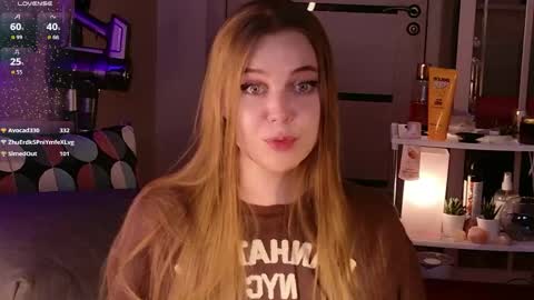  Lina Milkovich  online show from April 18, 7:58 pm