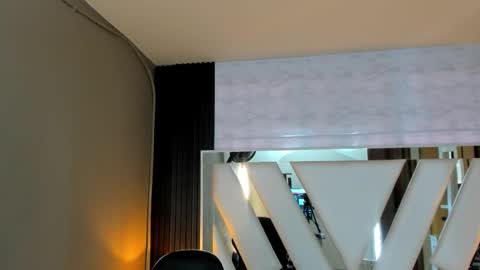  Linda  online show from March 17, 6:45 pm