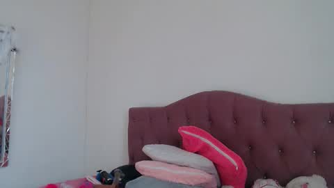 linda online show from November 9, 9:11 pm