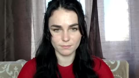 Snapshot of linda_aa chatting on March 6, 11:03 am Linda online show from March 6, 11:03 am