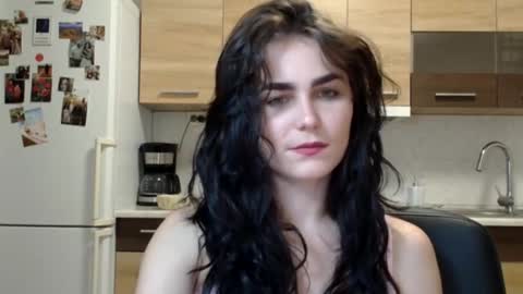 Snapshot of linda_aa chatting on October 2, 6:46 pm Linda online show from October 2, 6:46 pm