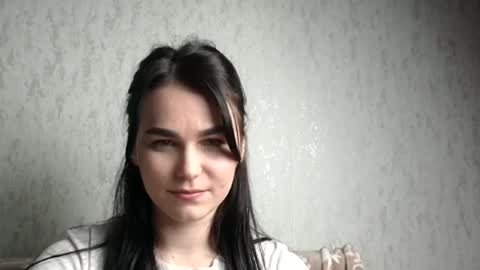Snapshot of linda_aa chatting on February 16, 7:49 pm Linda online show from February 16, 7:49 pm