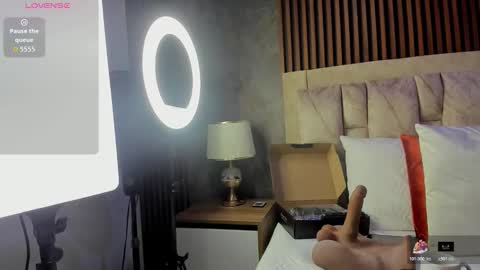 linda cabal online show from December 16, 10:37 pm