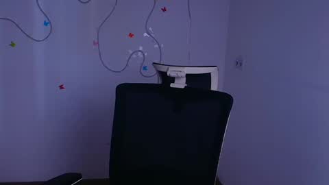 Linda online show from March 6, 12:09 pm