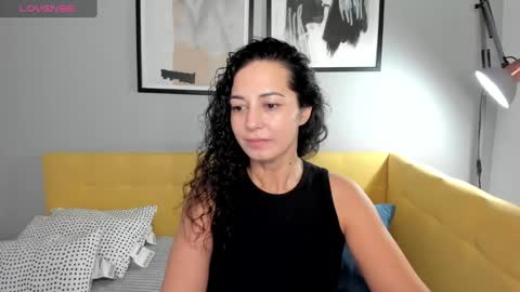 Linda online show from February 24, 1:44 am