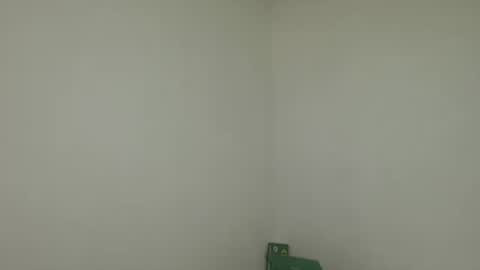 lineichun1708 online show from November 19, 7:25 pm