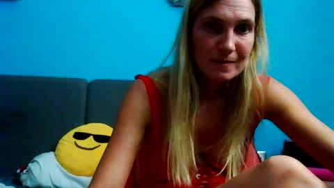Snapshot of linterdite chatting on October 7, 6:01 pm linterdite online show from October 7, 6:01 pm