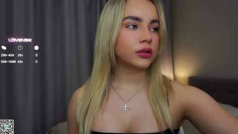 Amelia online show from January 20, 12:04 am