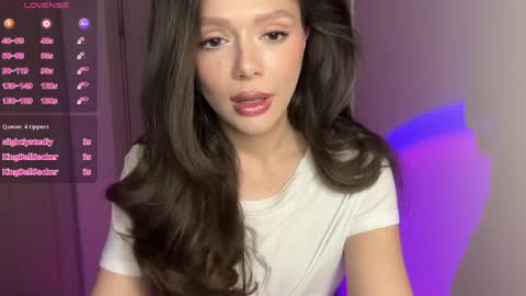 lisa_graham online show from April 7, 4:14 am