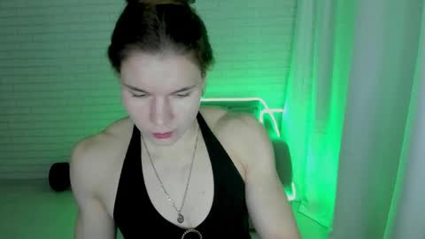 lisa online show from February 18, 10:58 pm