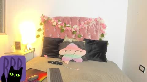 Snapshot of lisa_t08 chatting on September 10, 3:39 am Lisa Thompson online show from September 10, 3:39 am