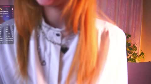 Molly online show from December 17, 4:33 pm