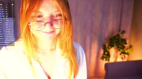 Molly online show from December 21, 4:55 pm