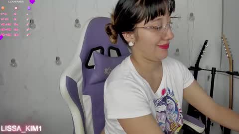 Snapshot of lissa_kim1 chatting on October 10, 1:54 am Lissa Kim online show from October 10, 1:54 am