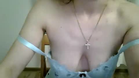 Snapshot of lissa_olsson chatting on January 24, 9:58 pm Lissa online show from January 24, 9:58 pm
