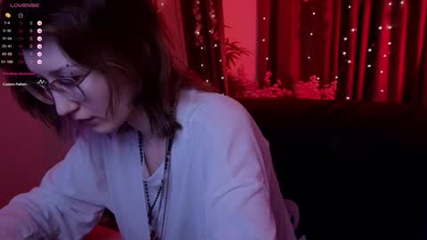 lissaros online show from February 5, 12:19 pm