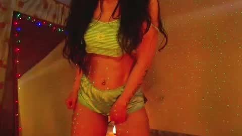 Liss online show from December 18, 5:18 pm