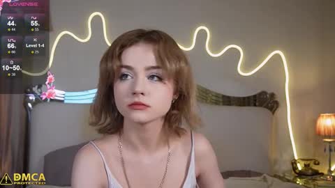 litt1e_emilyy online show from October 19, 8:55 pm