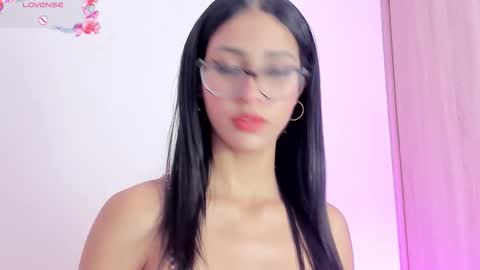    online show from November 25, 11:23 am