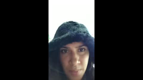 Snapshot of little_doll25 chatting on December 29, 12:52 am Succubus Blue online show from December 29, 12:52 am