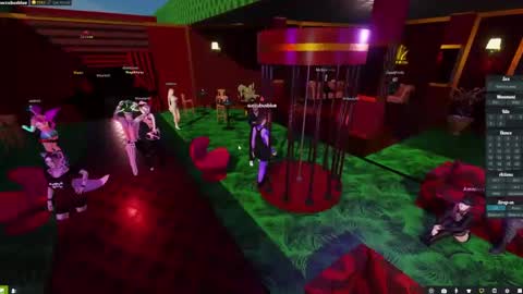 Snapshot of little_doll25 chatting on January 19, 12:28 am Succubus Blue online show from January 19, 12:28 am