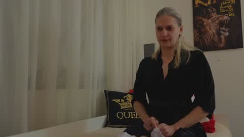 Snapshot of little_heart_andreea chatting on January 23, 10:54 pm little_heart_andreea online show from January 23, 10:54 pm