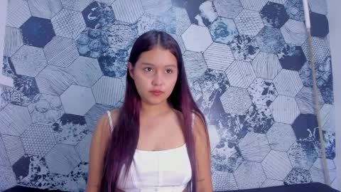 Mia online show from April 1, 12:17 pm