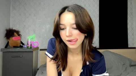 Snapshot of little_style chatting on September 30, 8:03 pm Sara online show from September 30, 8:03 pm