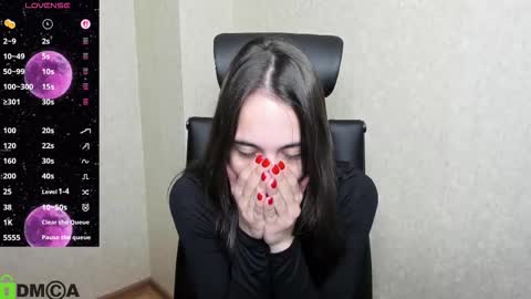 littleashleyy online show from February 19, 7:02 pm