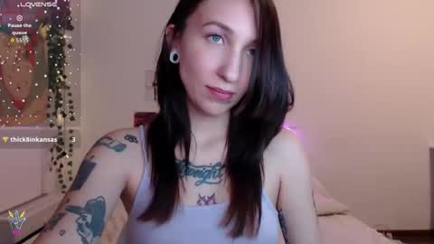 babywillsmile online show from March 6, 9:32 pm