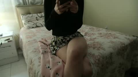 Snapshot of littlejinxxx chatting on September 13, 12:40 am littlejinxxx online show from September 13, 12:40 am