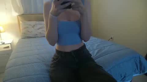 Snapshot of littlejinxxx chatting on September 21, 8:40 pm littlejinxxx online show from September 21, 8:40 pm