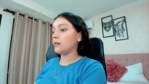 Sarahs Room online show from March 18, 12:26 am