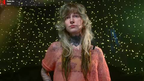 Niki  free tg channel with some photos gifs and info about streams  online show from April 22, 11:07 am