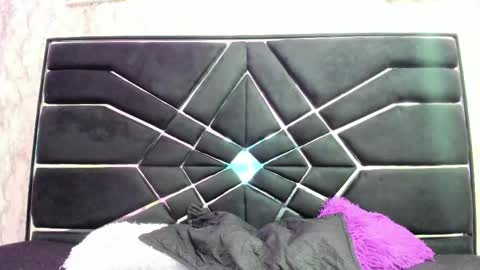 Sussy  online show from November 7, 12:00 pm