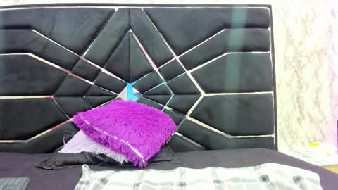 Snapshot of littlesussyy chatting on September 23, 12:03 pm Sussy online show from September 23, 12:03 pm