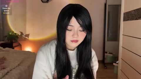 nana online show from February 5, 11:57 am