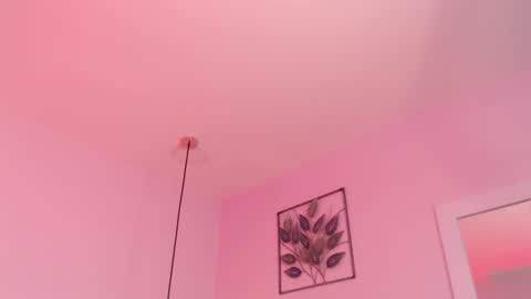 Nicky online show from February 7, 8:02 pm