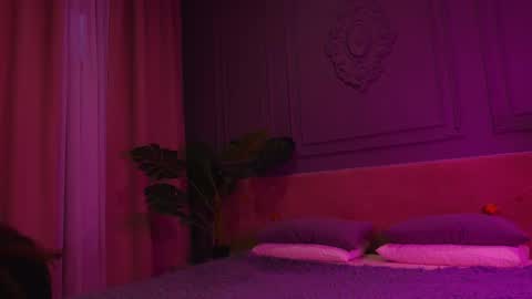 Liv 3 online show from November 4, 2:22 pm