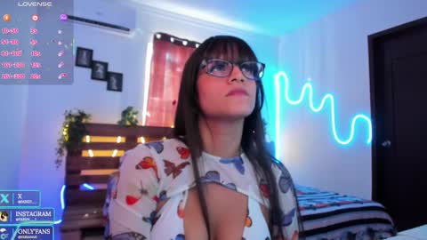Snapshot of livfabi_ chatting on October 1, 5:40 pm Livfabi online show from October 1, 5:40 pm