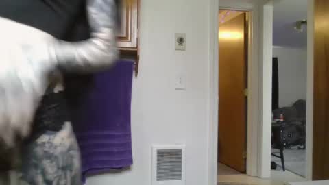 Liv Mirage online show from February 18, 7:00 pm