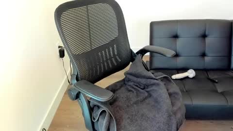 Liyanamee online show from February 26, 6:14 pm