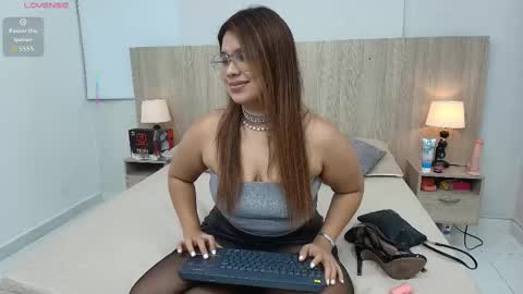 Liz online show from October 1, 3:55 am