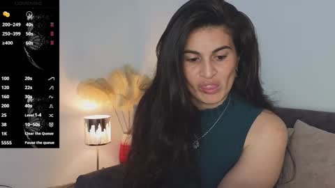 liz online show from February 3, 3:06 pm