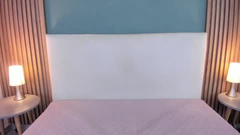 Liz  online show from December 28, 1:06 pm