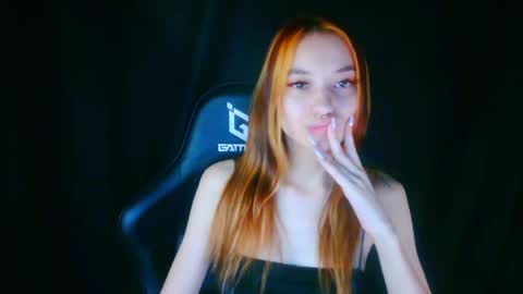 Liza  Kitty online show from June 4, 6:34 pm