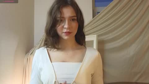 Hello there im Amelia Im new here Lets have fun online show from February 14, 3:11 am