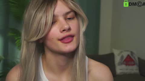 Sunnheart online show from January 31, 2:37 am