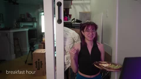 Liselle online show from March 31, 9:48 pm