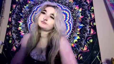 Lizz  online show from February 24, 8:58 pm